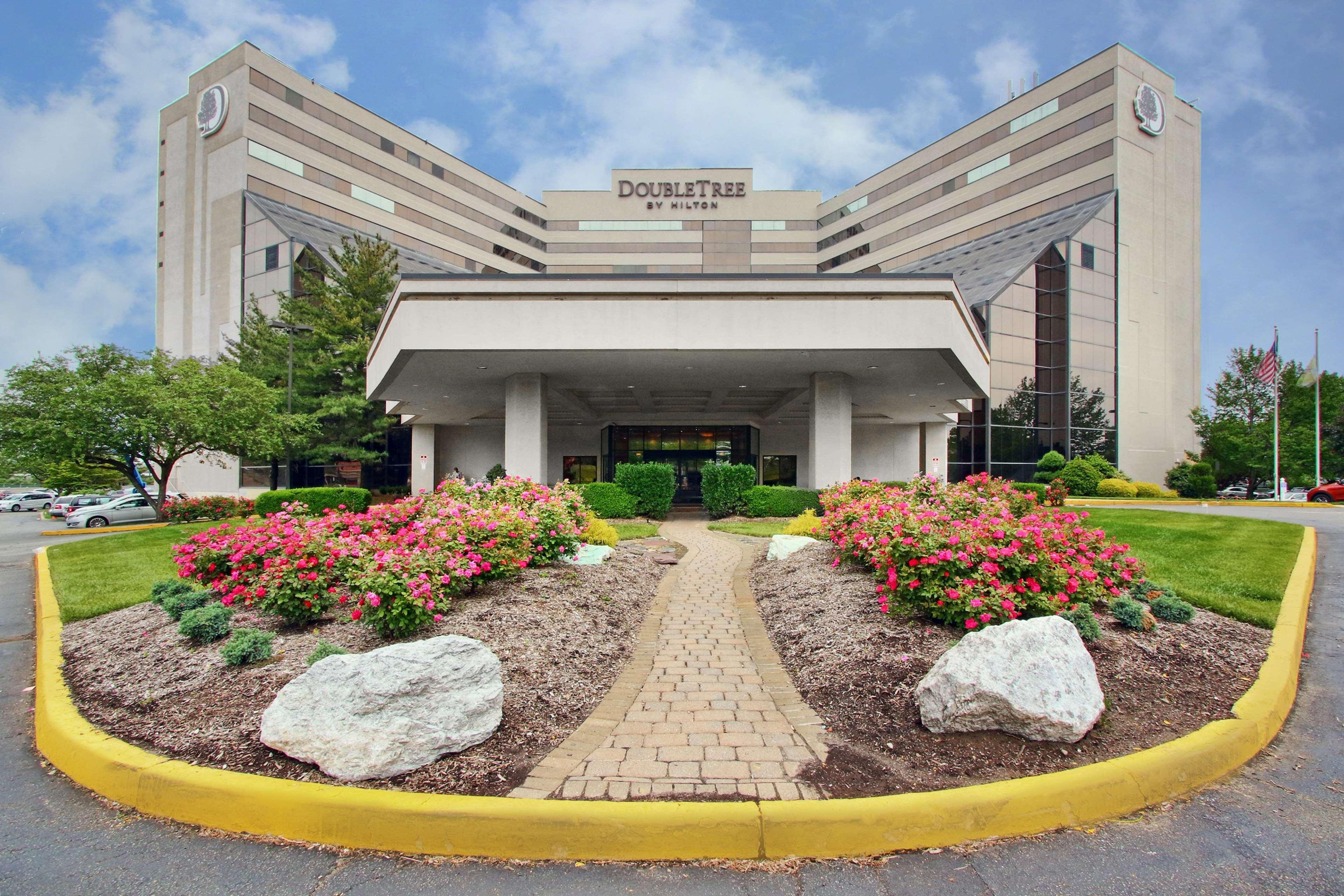 Doubletree By Hilton Hotel Newark Airport Exterior foto
