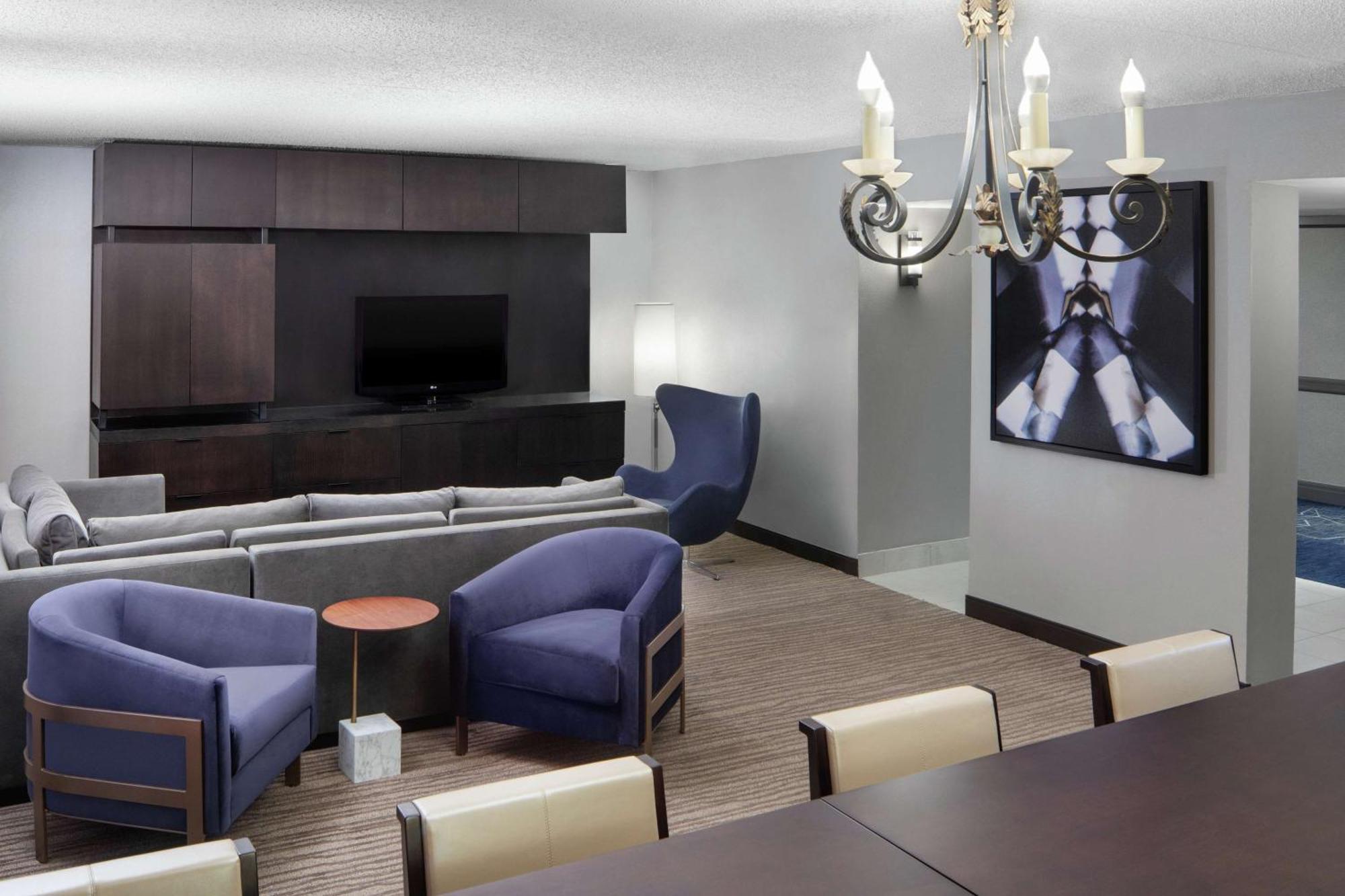 Doubletree By Hilton Hotel Newark Airport Exterior foto