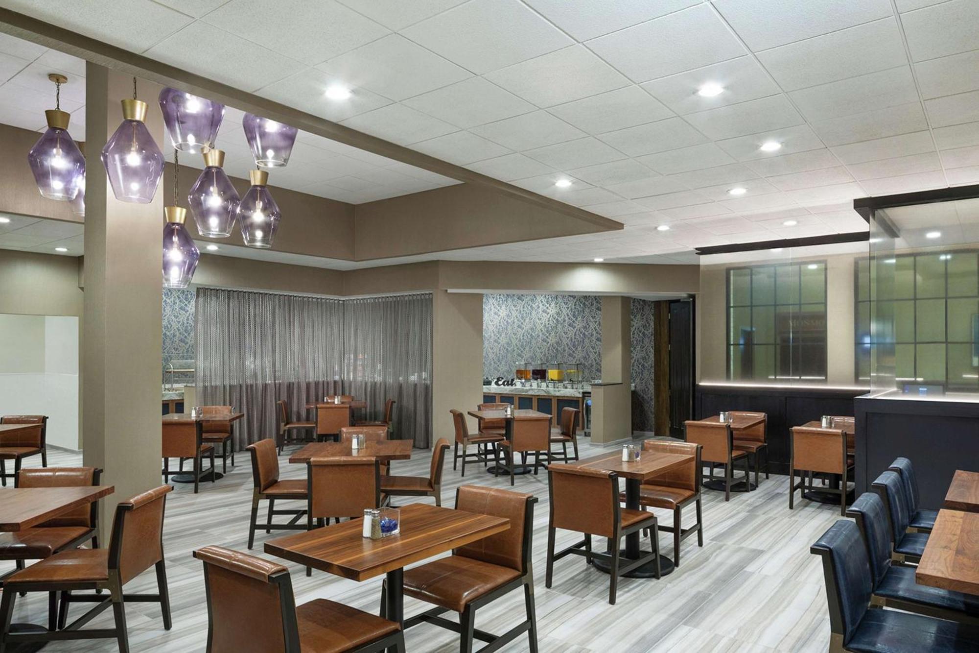 Doubletree By Hilton Hotel Newark Airport Exterior foto