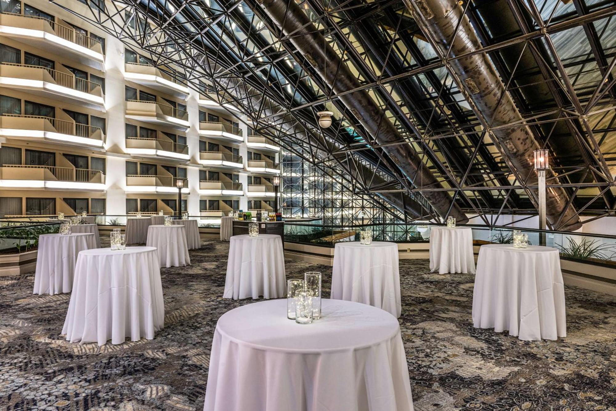 Doubletree By Hilton Hotel Newark Airport Exterior foto